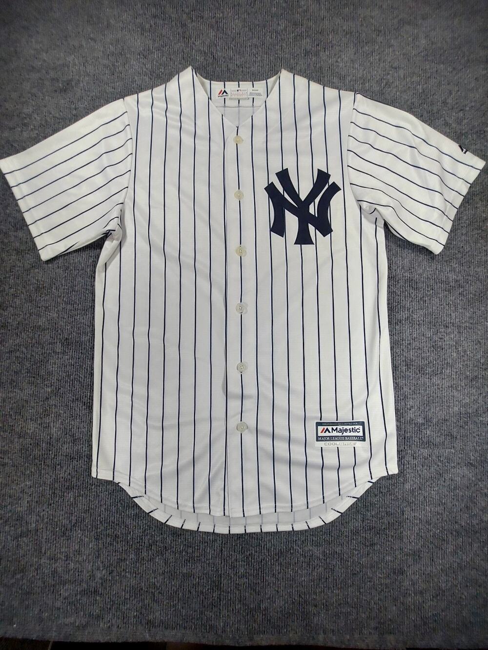 Majestic NY Yankees Pinstripe Baseball Jersey Size S Small White Cool Base 7700